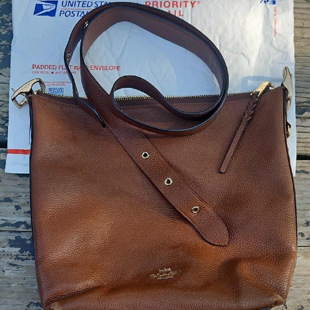 Coach Tan Leather Shoulder Bag